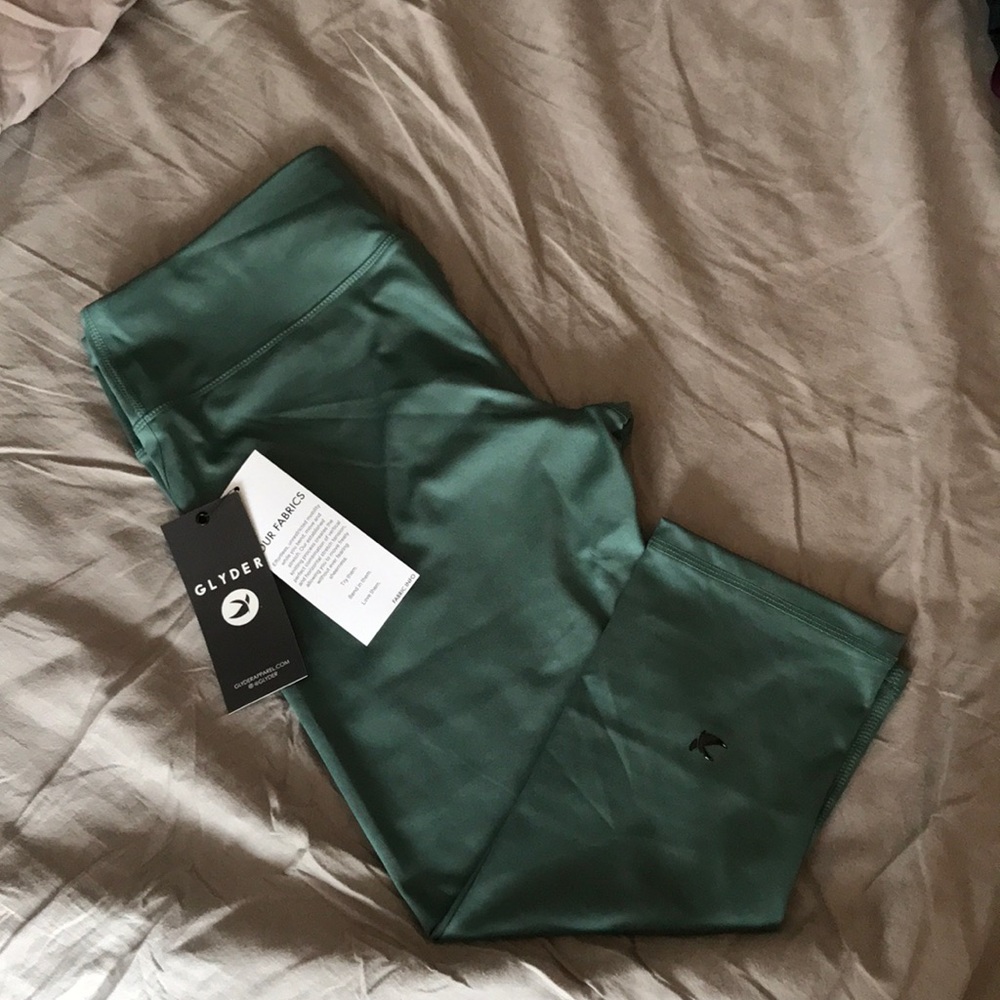 NWT Glyder Mantra Crop